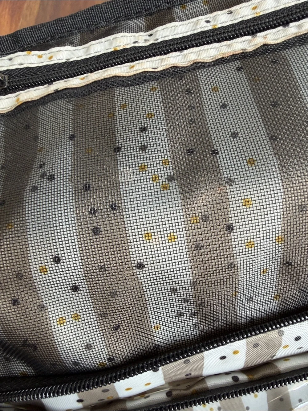 Lug Trolley Toiletries Zipper Bag Black Floral